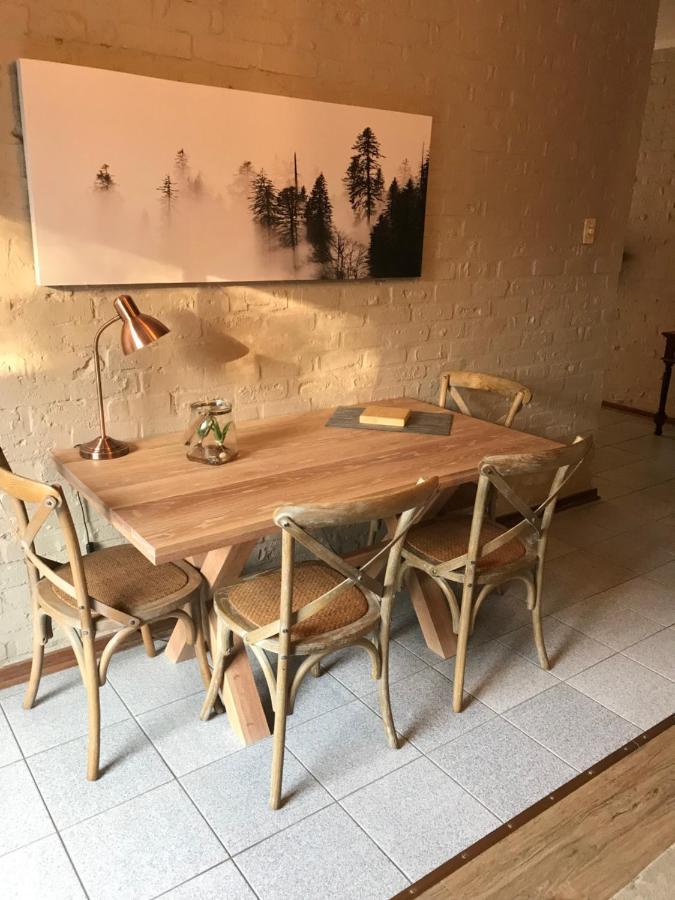 פוצ'פסטרום Anne'S Place מראה חיצוני תמונה